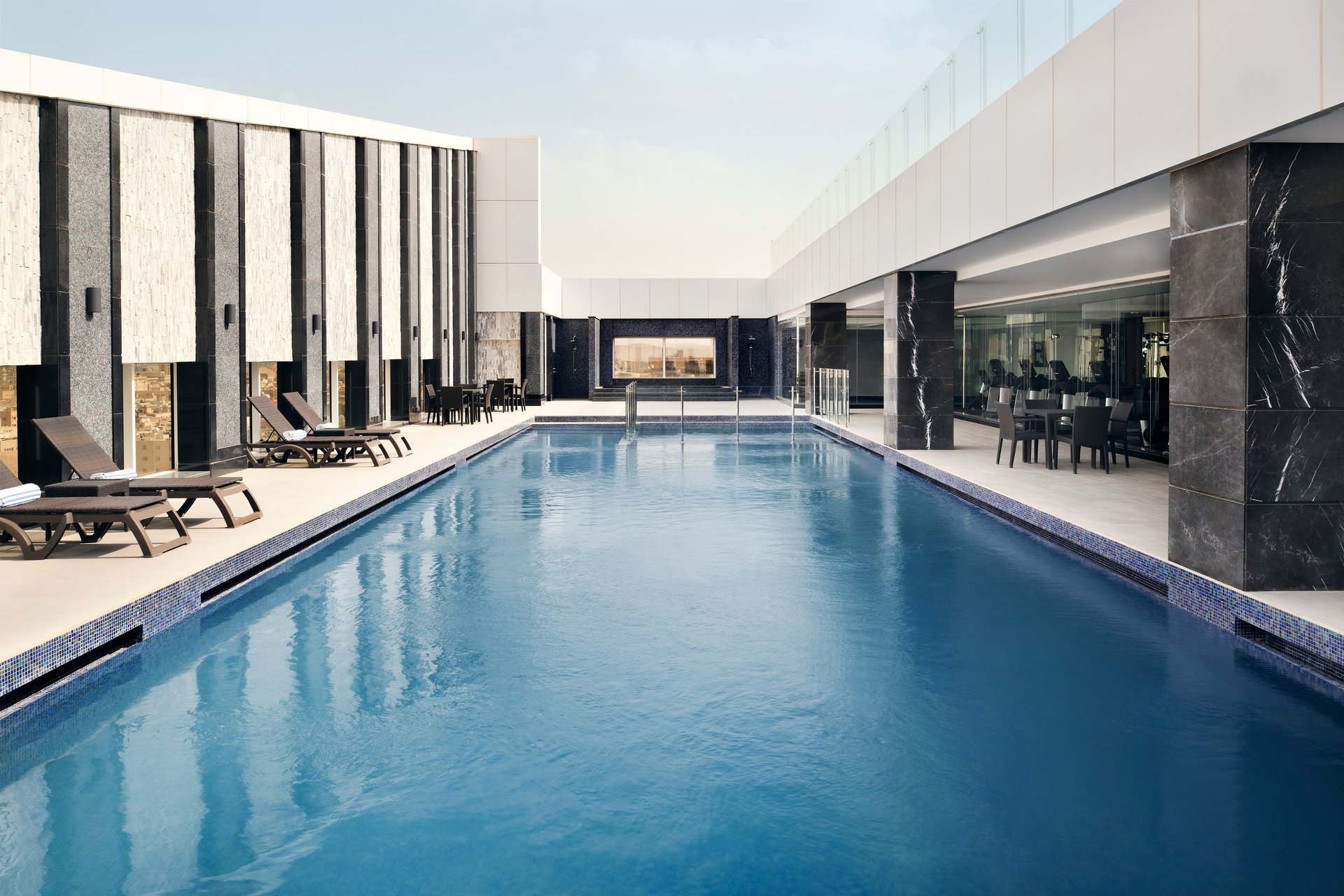 crowne-plaza-riyadh-minhal-luxe-global-awards